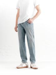 Men's Washed Tapered Jeans