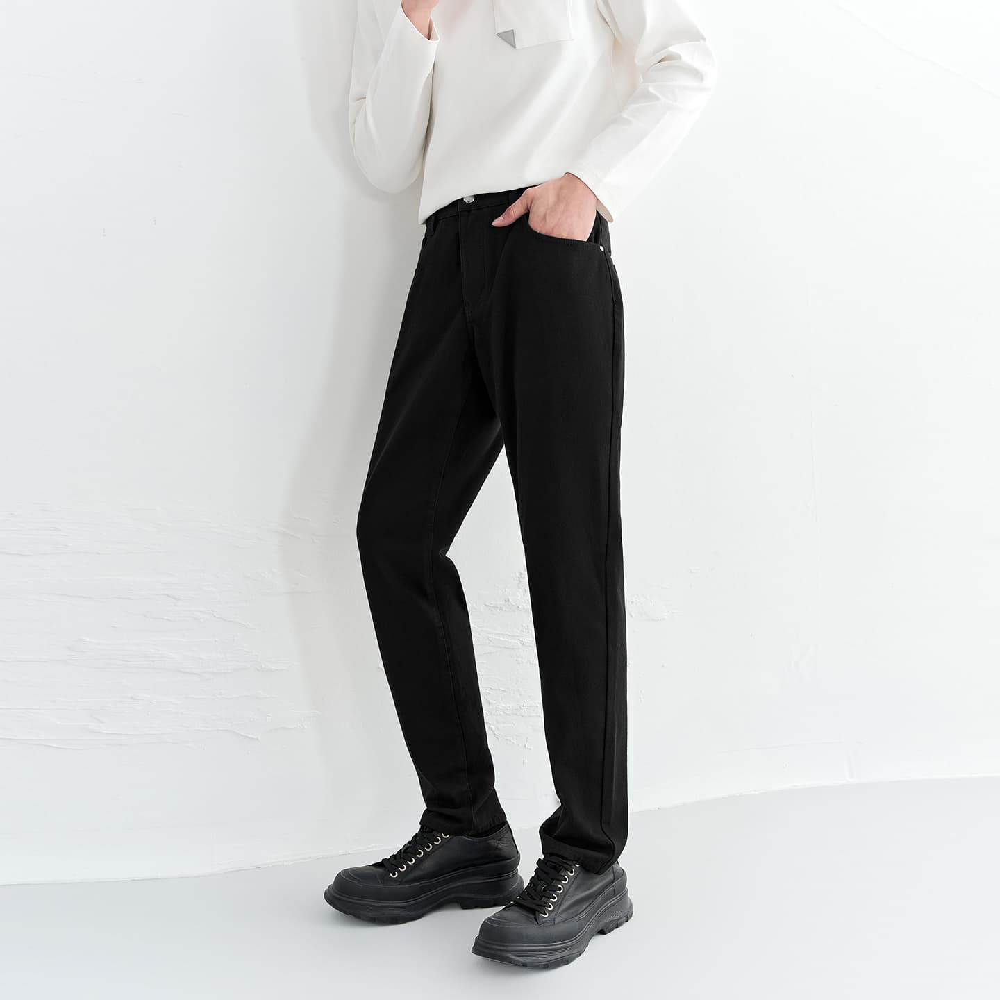 Men's Wool-Blend Slim Jeans