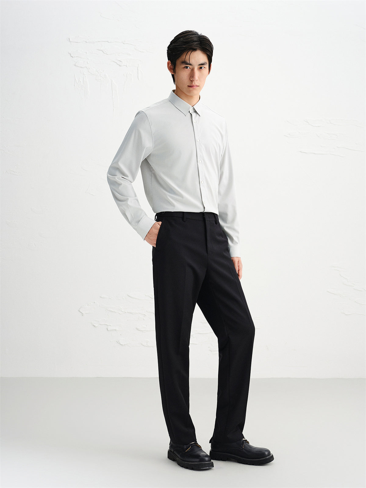 Men's Gray Embroidered Long-Sleeve Shirt