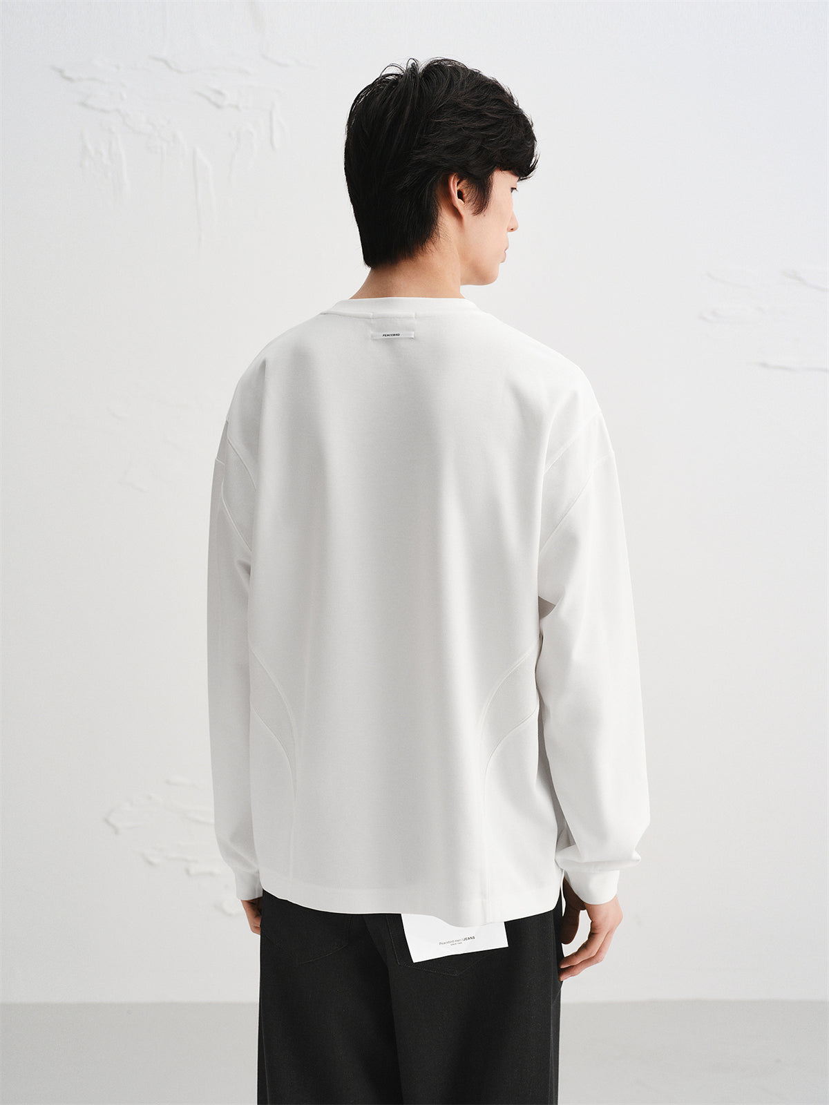 Men's Solid Embroidered Long-Sleeve T-Shirt