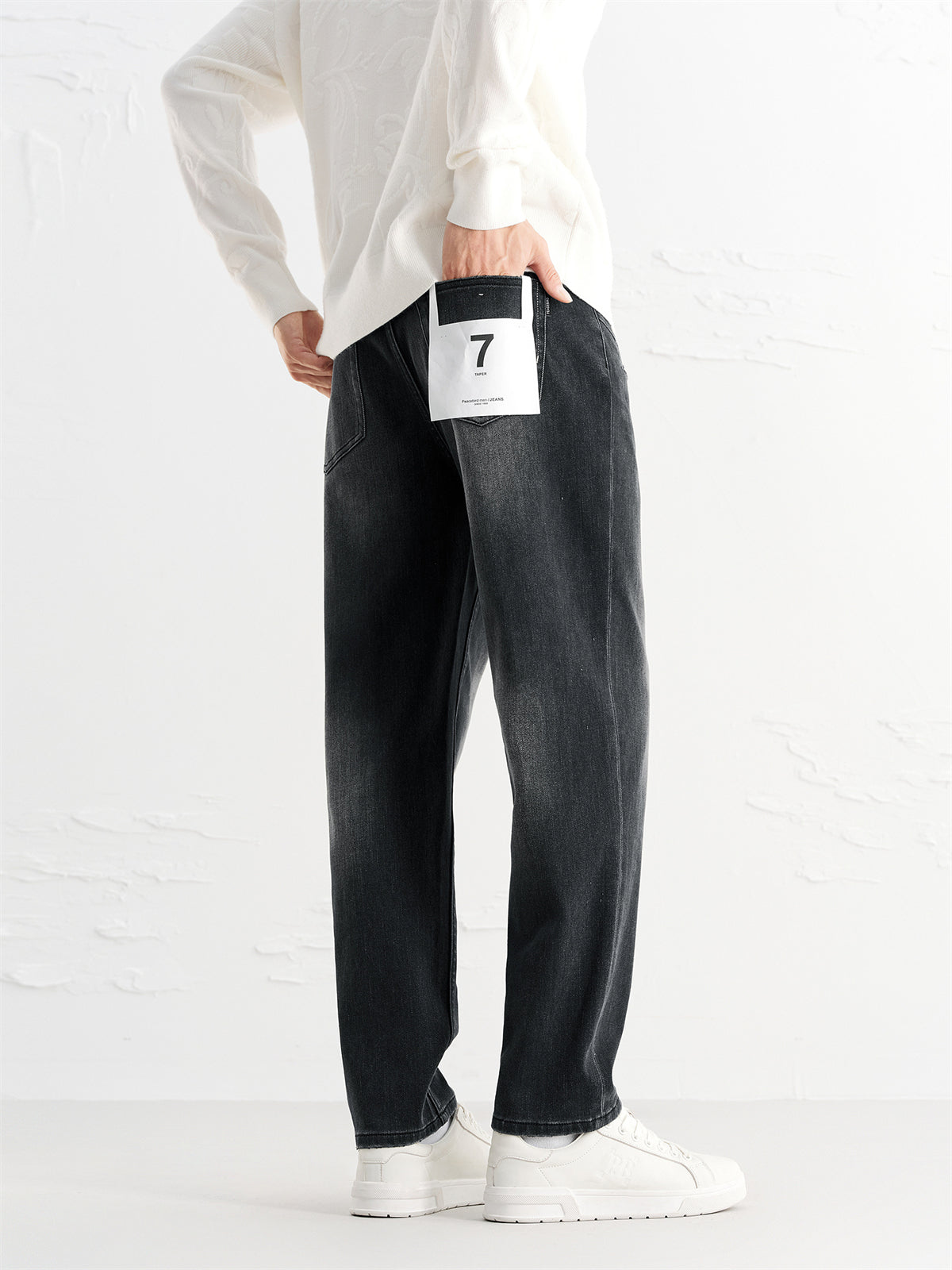 Men's Vintage Gradient Wash Tapered Jeans