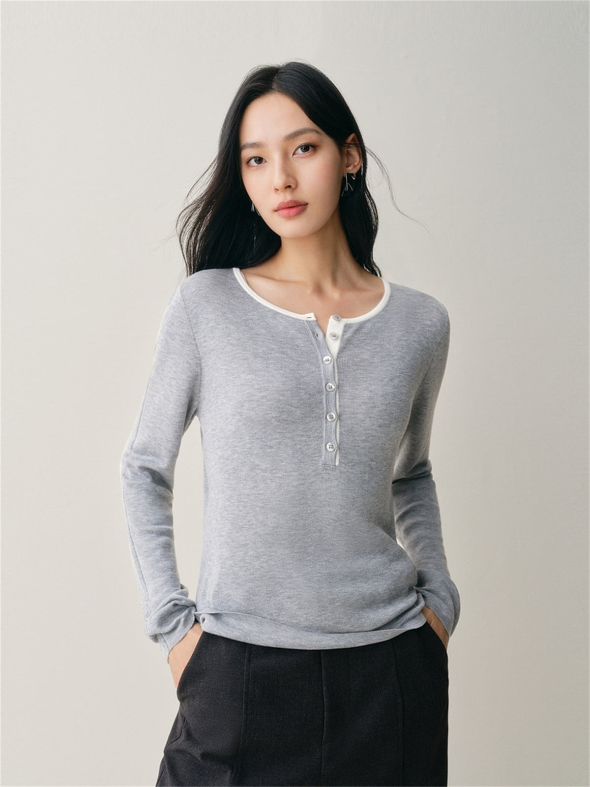 Women's Contrast-Trim Henley Knit Top