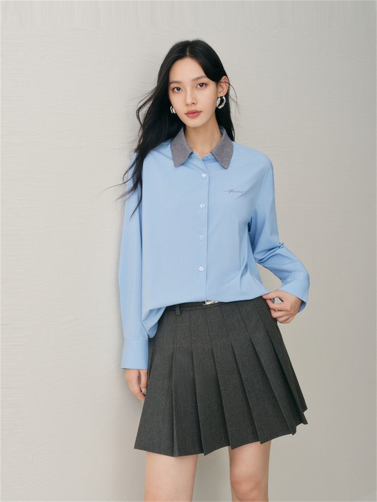 Women's Oversized Shirt with Contrast Collar