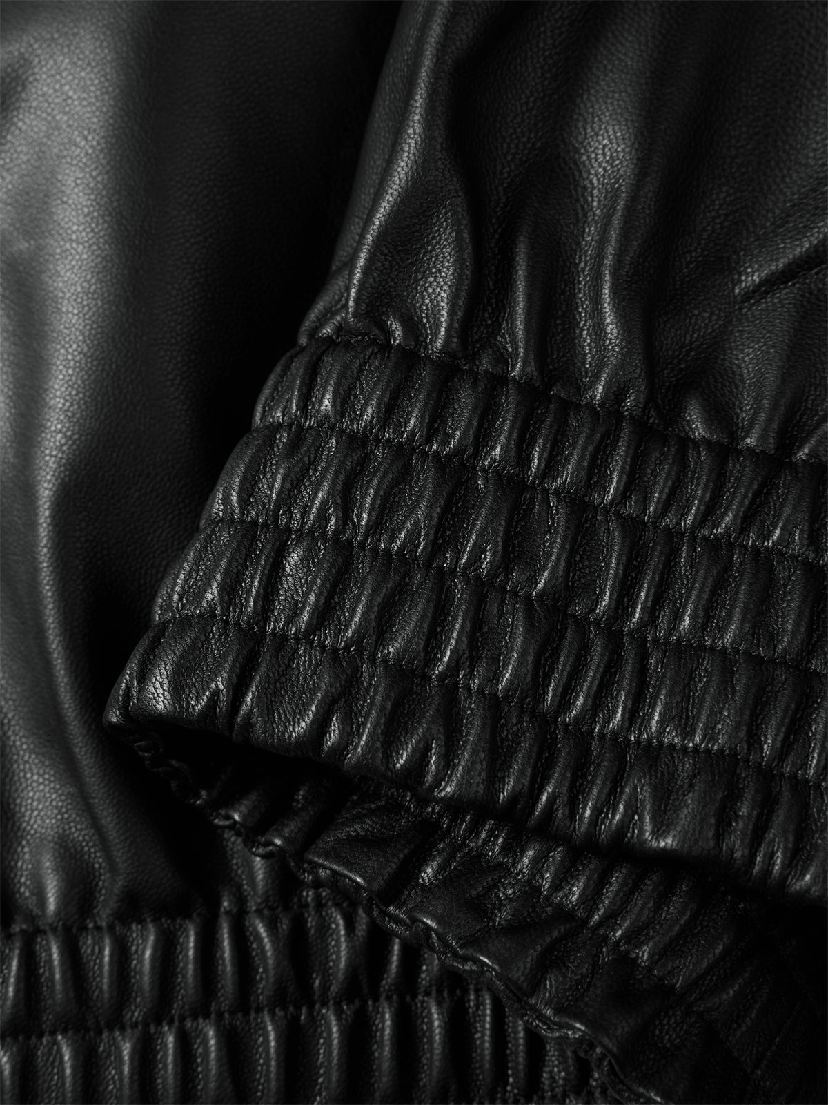 Men's Short Cuban-Collar Leather Jacket