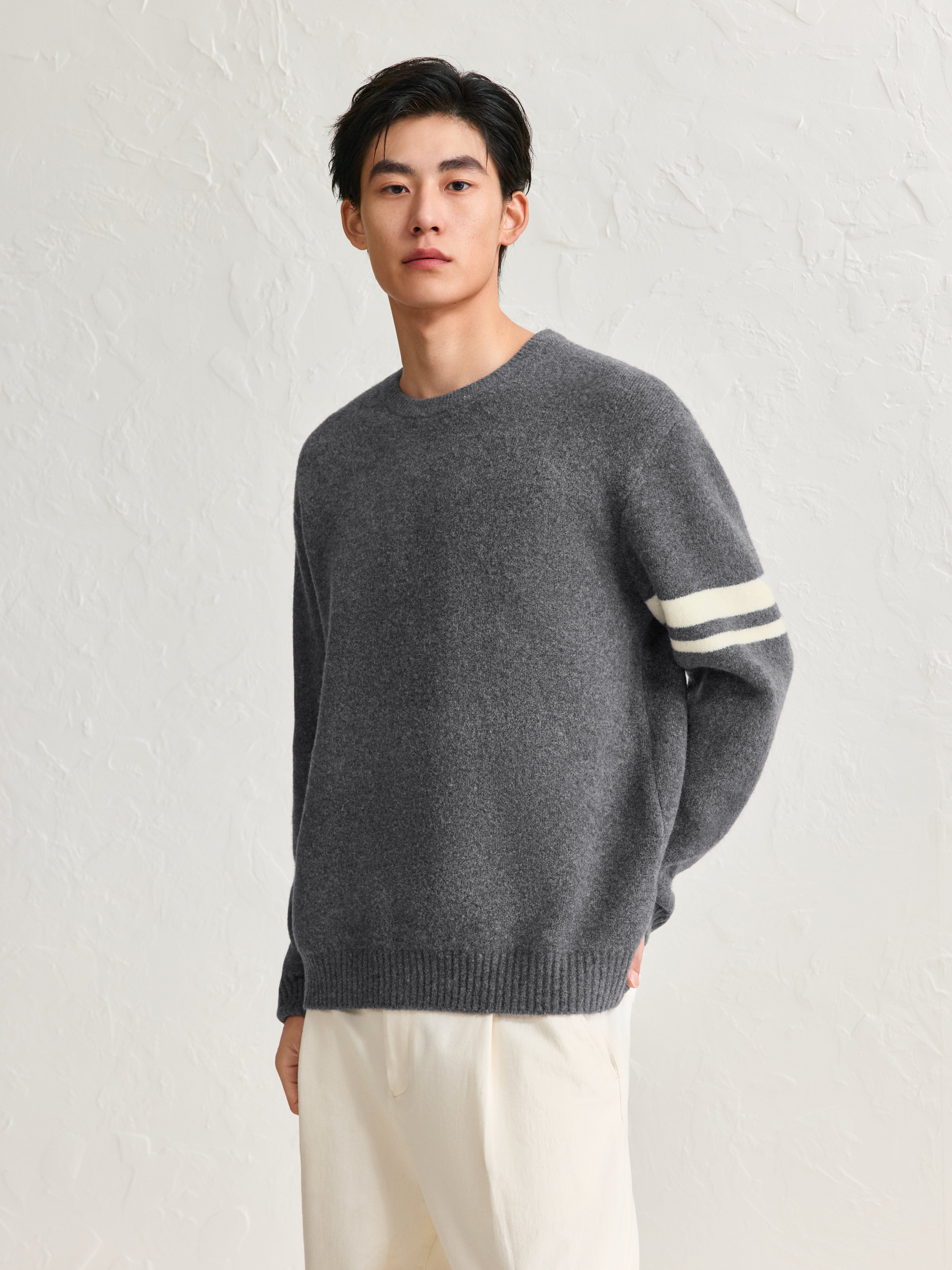 Men's Contrast Color Striped Pullover