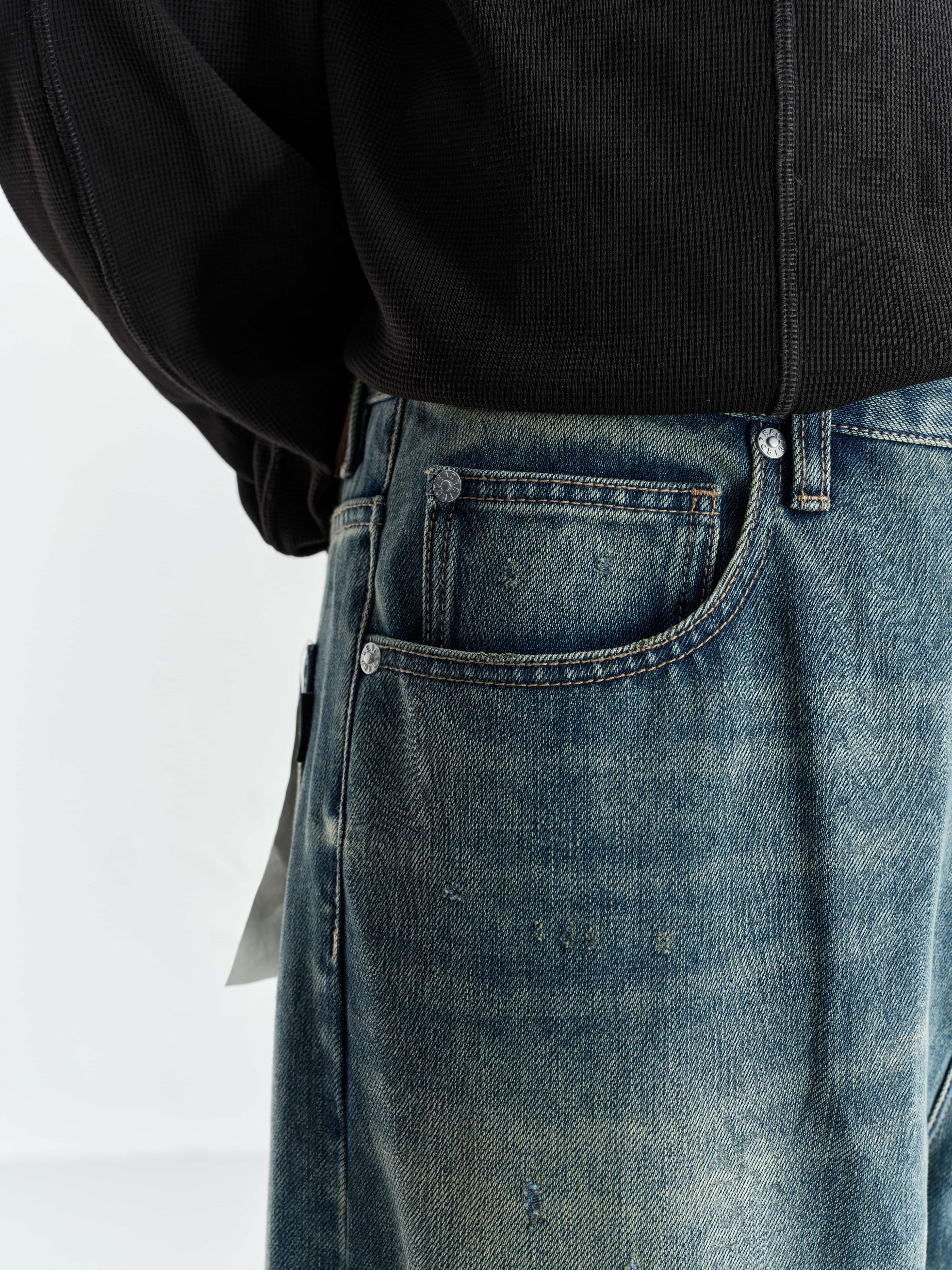 Men's Contrast Distressed Wide-Leg Jeans