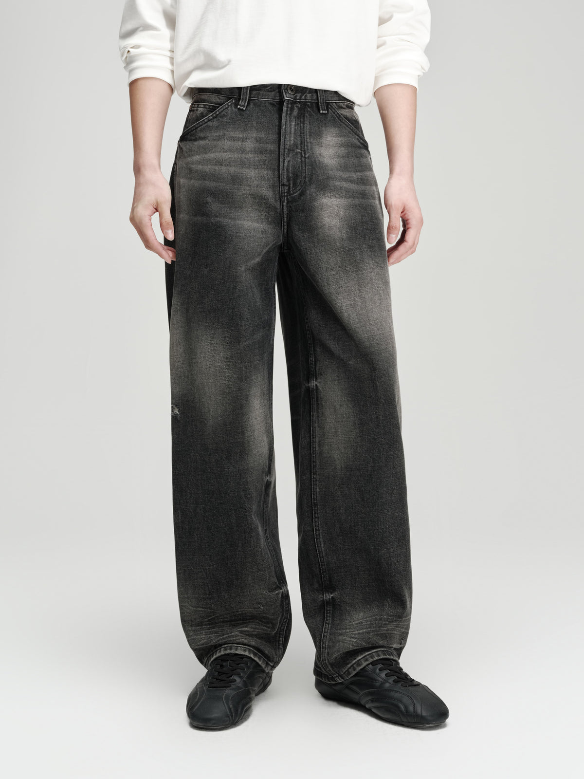 Men's Casual Dark Grey Distressed Ombre Jeans