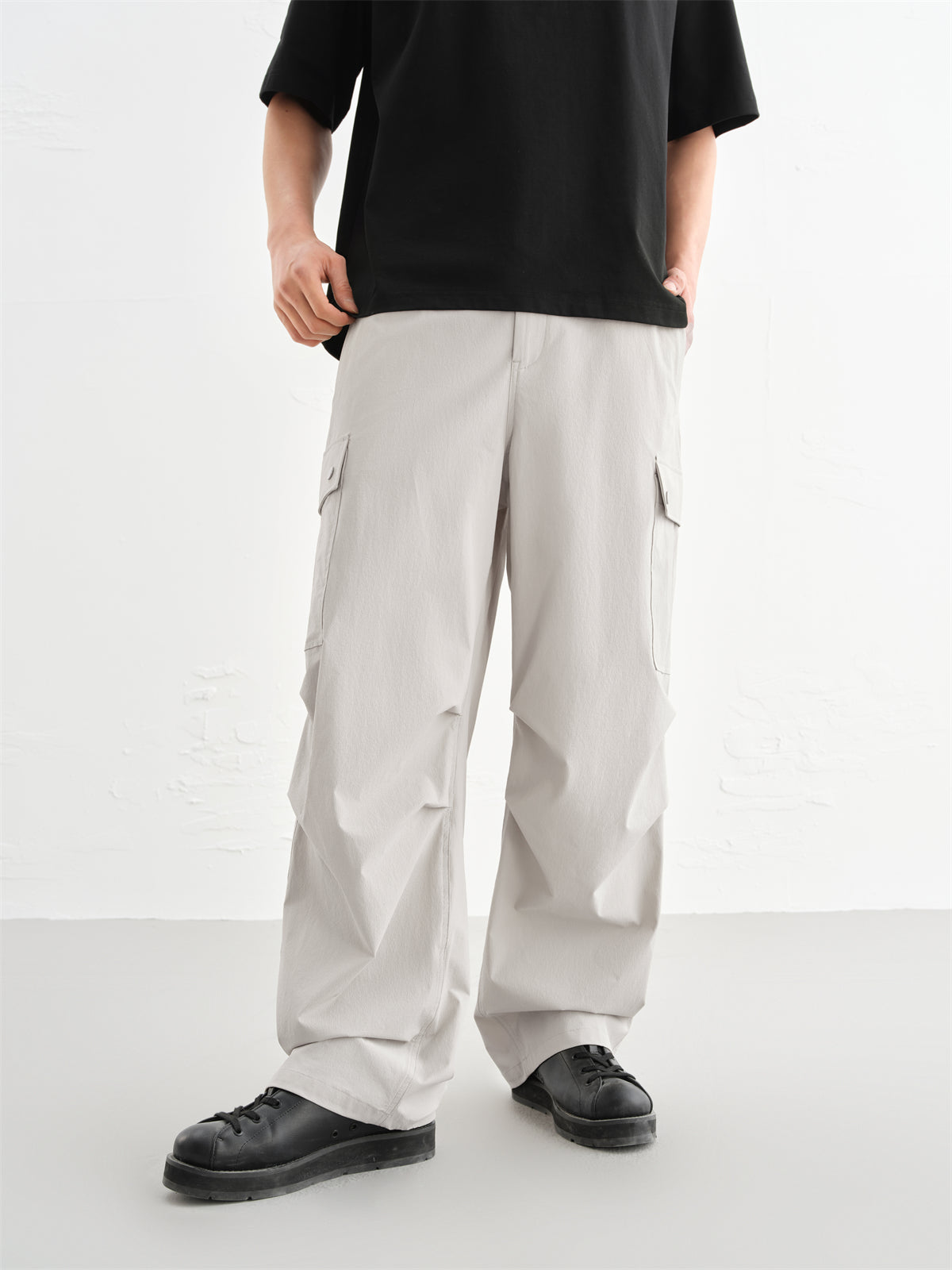 Men's Pleated Utility Parachute Pants