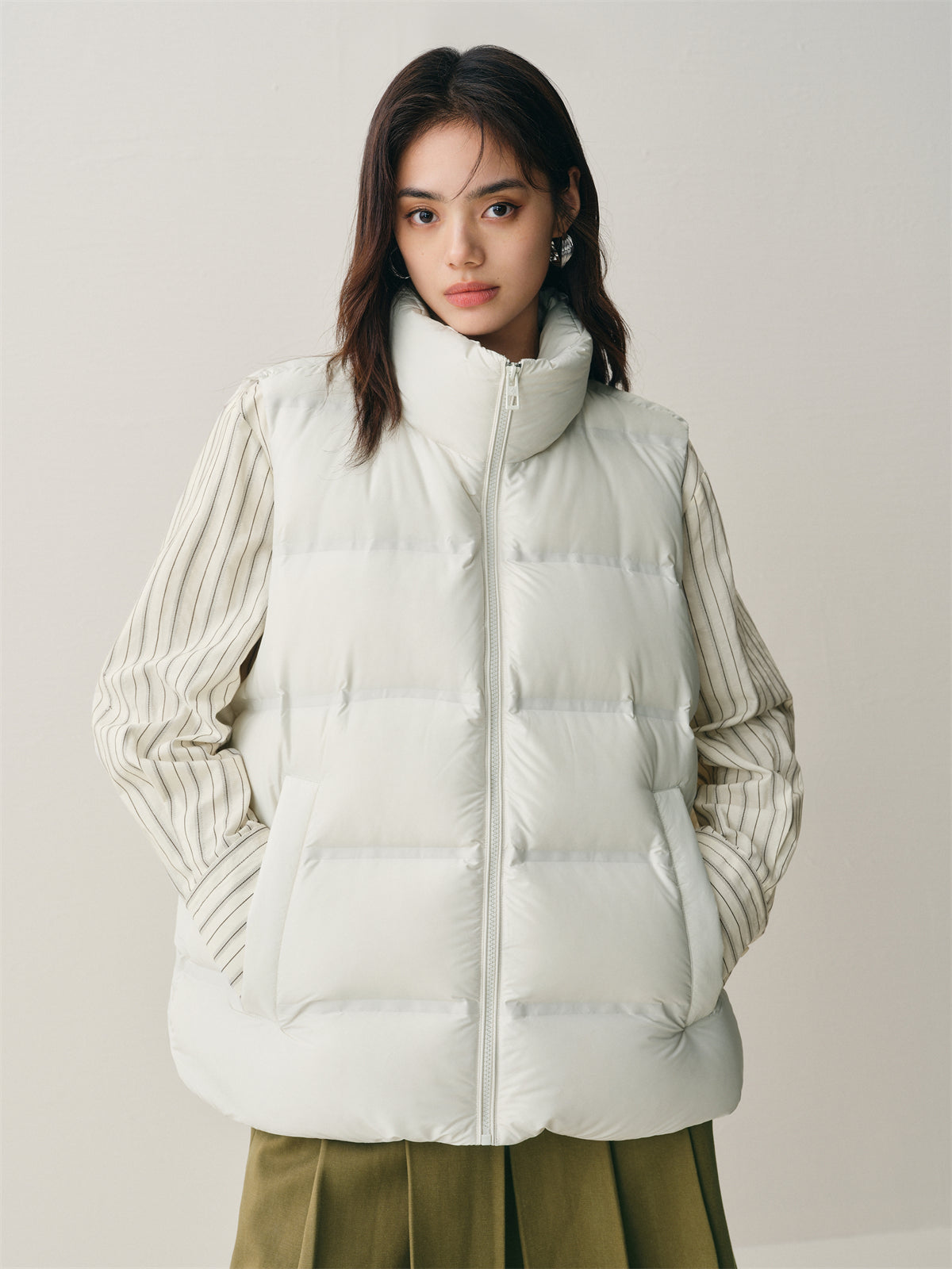 Women's Bonded Stand-Collar Down Vest