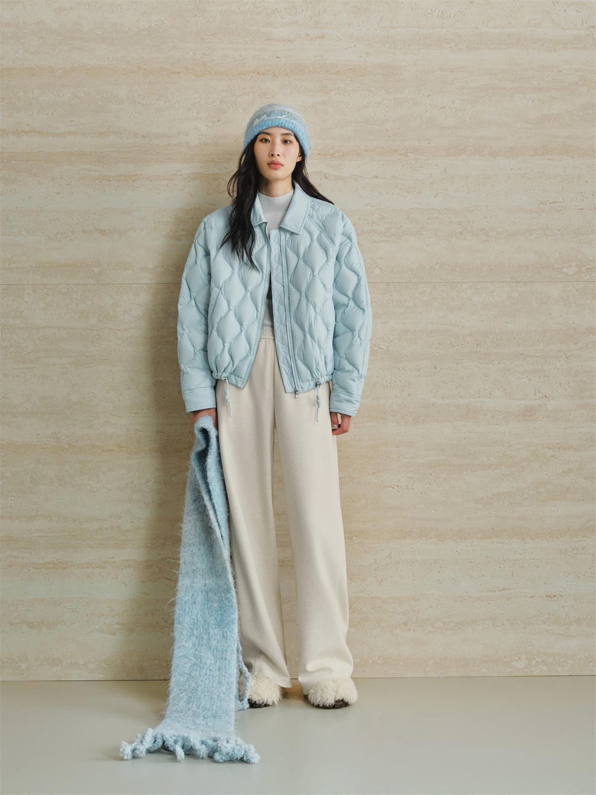 Women's Lightweight Puffer Jacket with Drawstring Hem