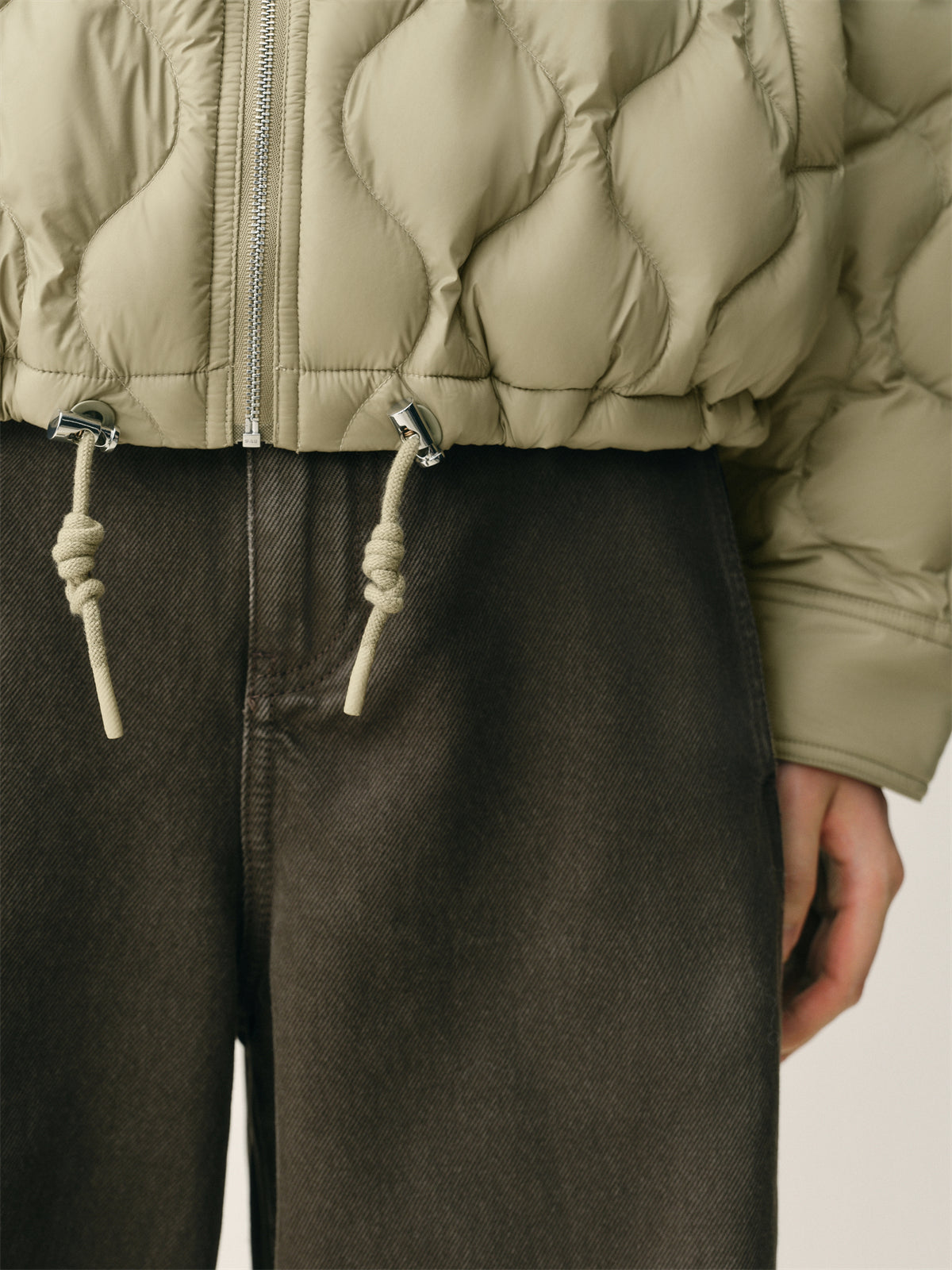 Women's Lightweight Puffer Jacket with Drawstring Hem