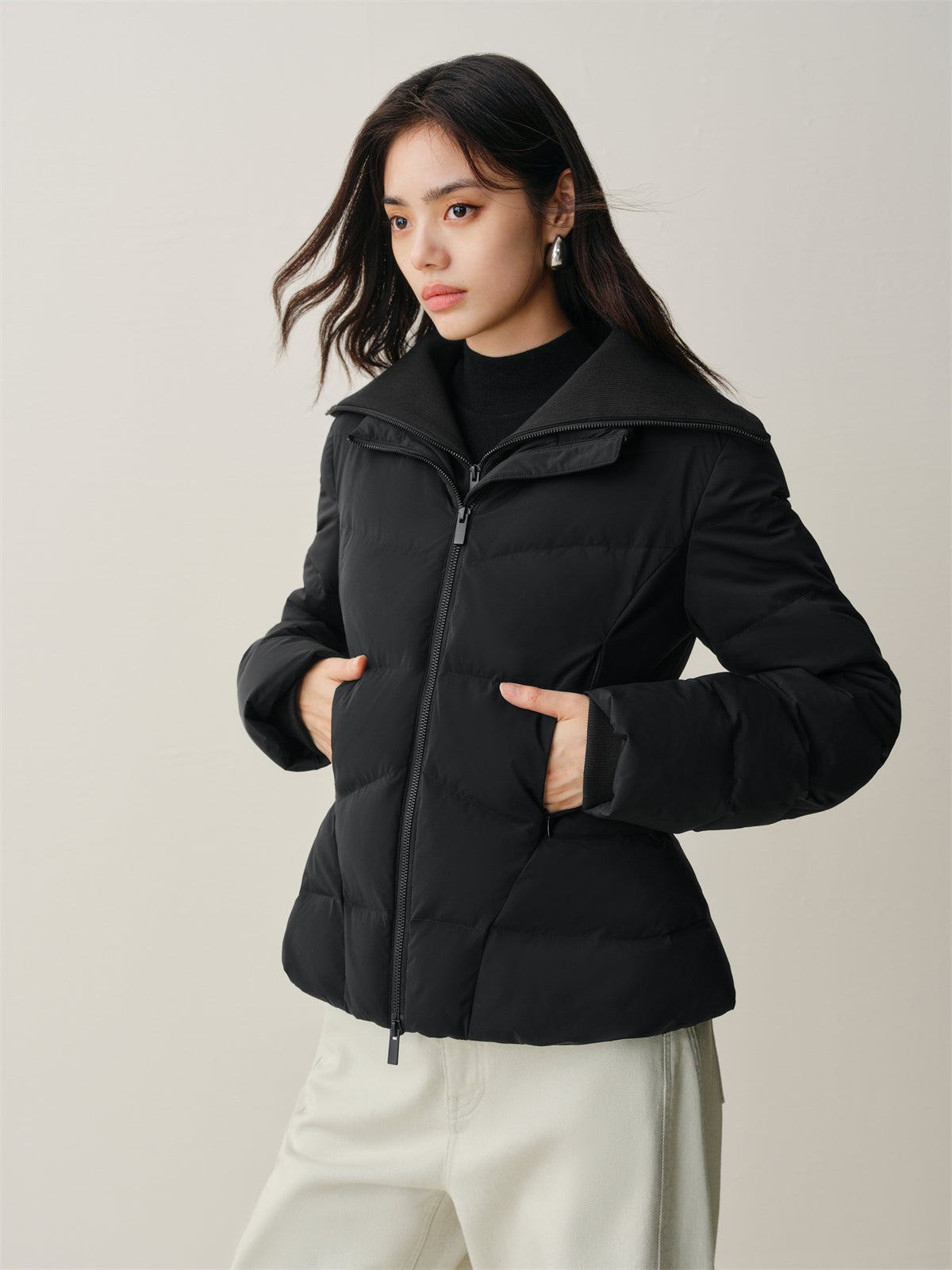 Women's Short Slim-Fit Down Jacket with Layered-Look Collar