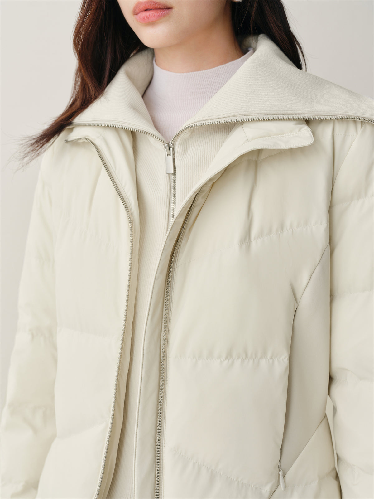 Women's Short Slim-Fit Down Jacket with Layered-Look Collar