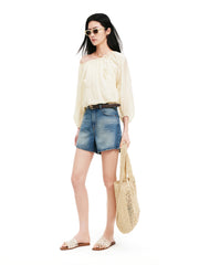 Women's Applique Lantern Sleeve Blouse
