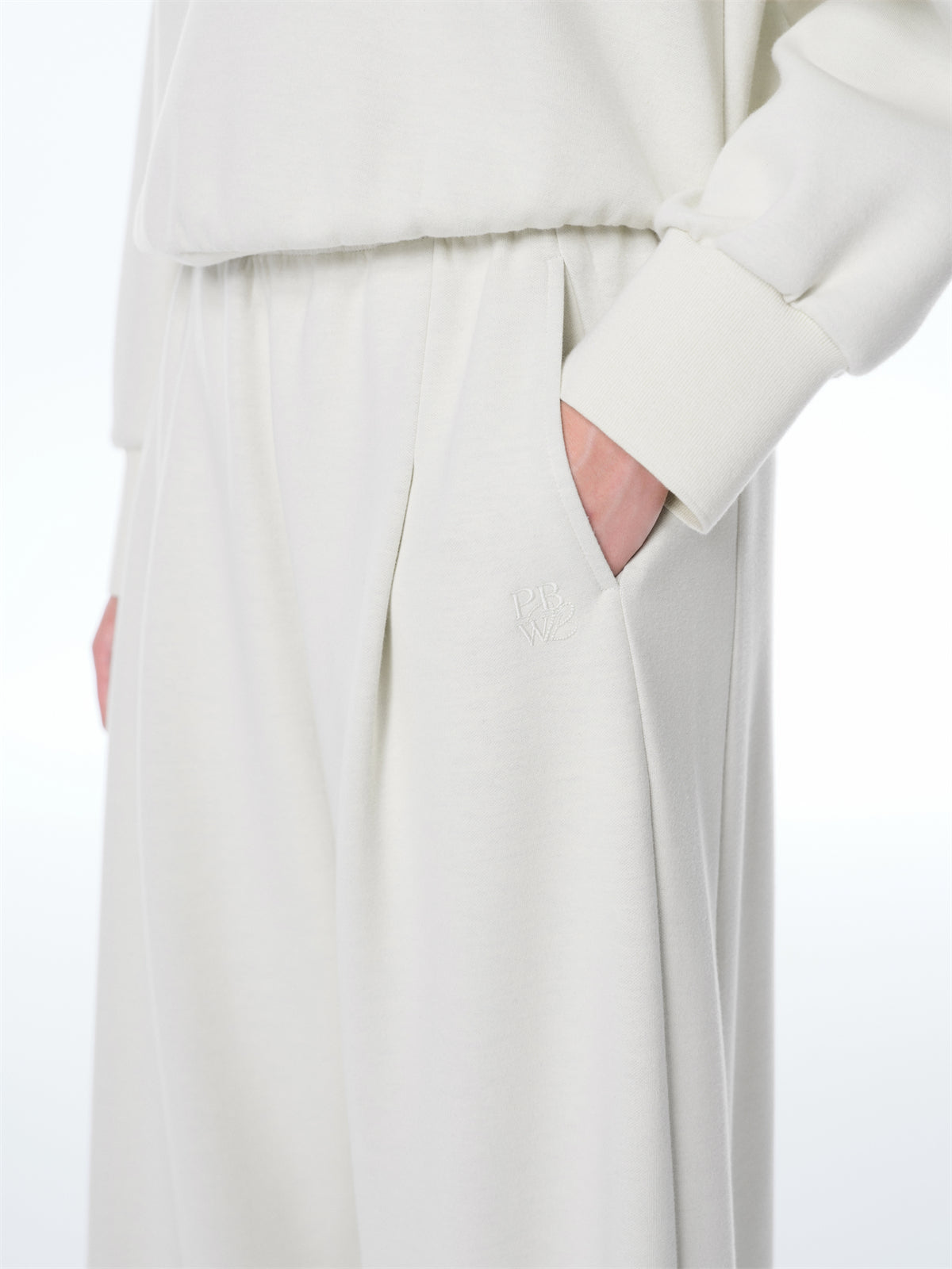 Women's Slim Fit Sweatshirt and Joggers Set