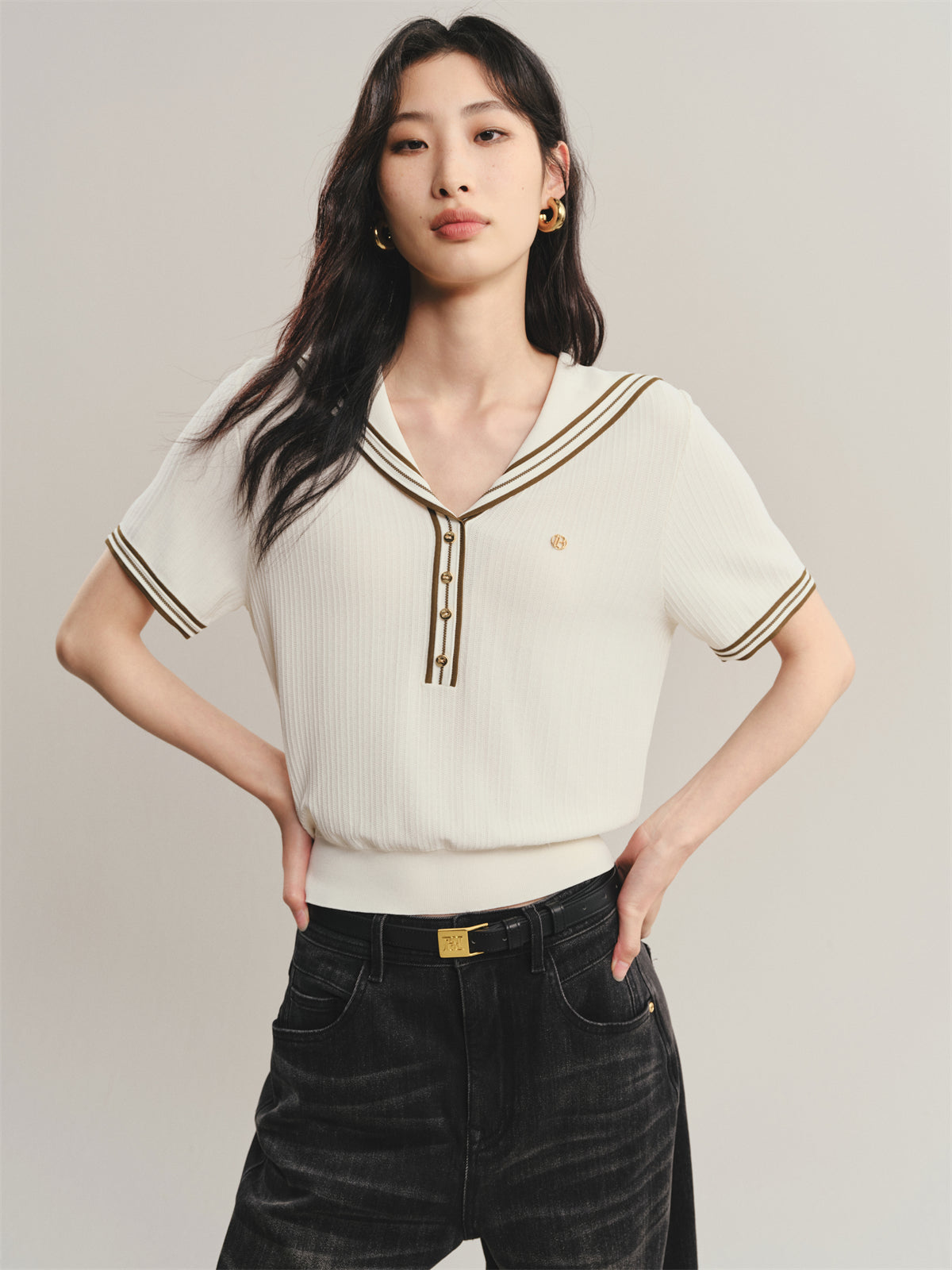 Women's Contrast-Trim Knit Top with Sailor Collar