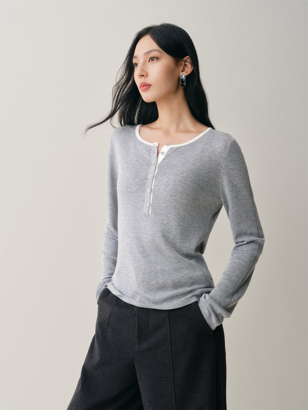 Women's Contrast-Trim Henley Knit Top