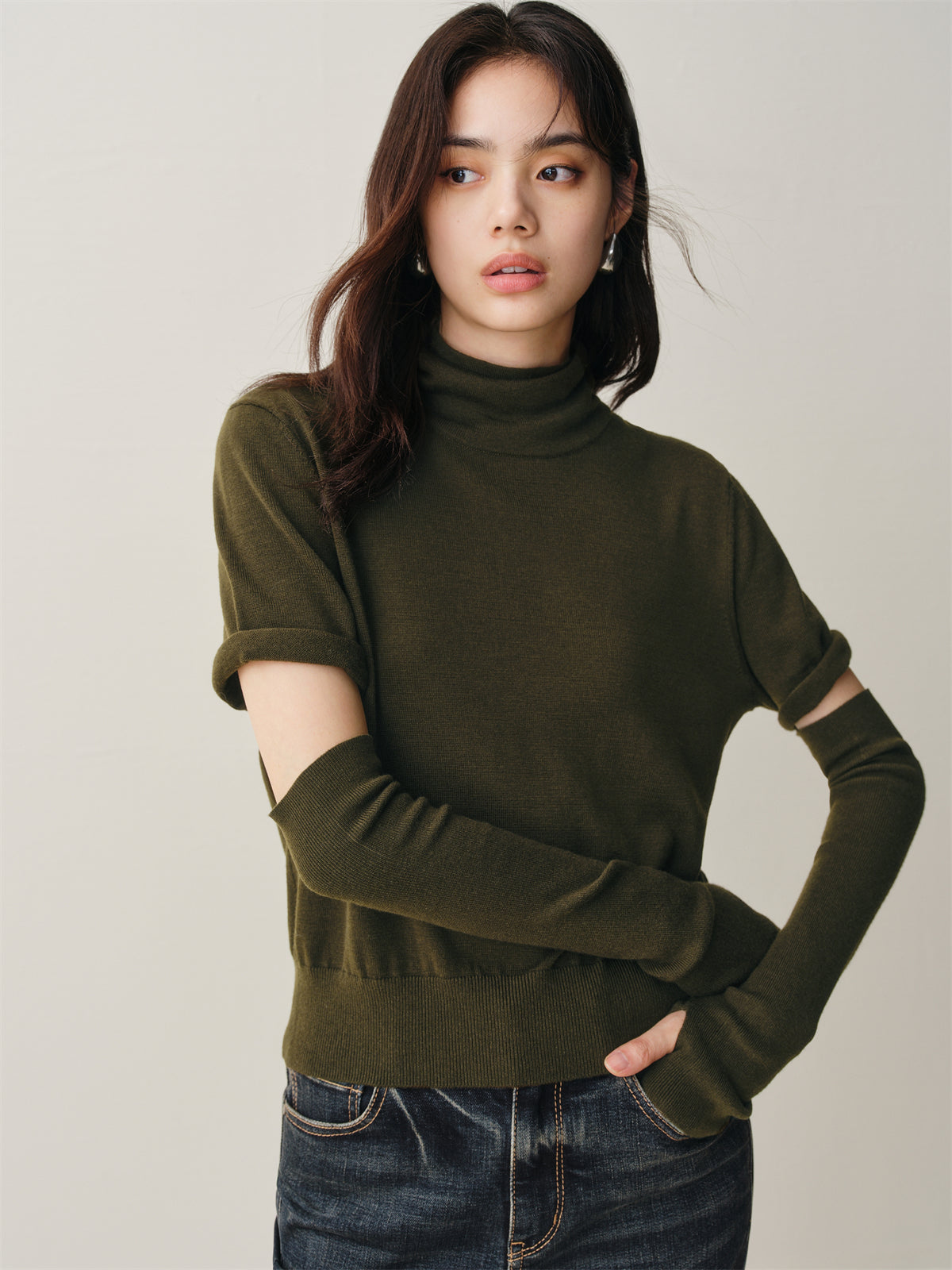 Women's Knit Sweater with Detachable Sleeves