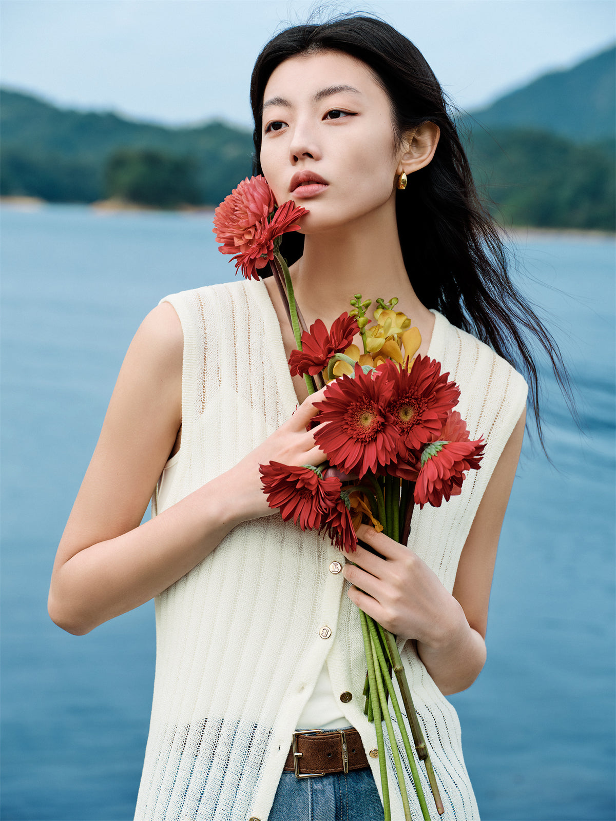 Women's Longline Sleeveless Knit Cardigan