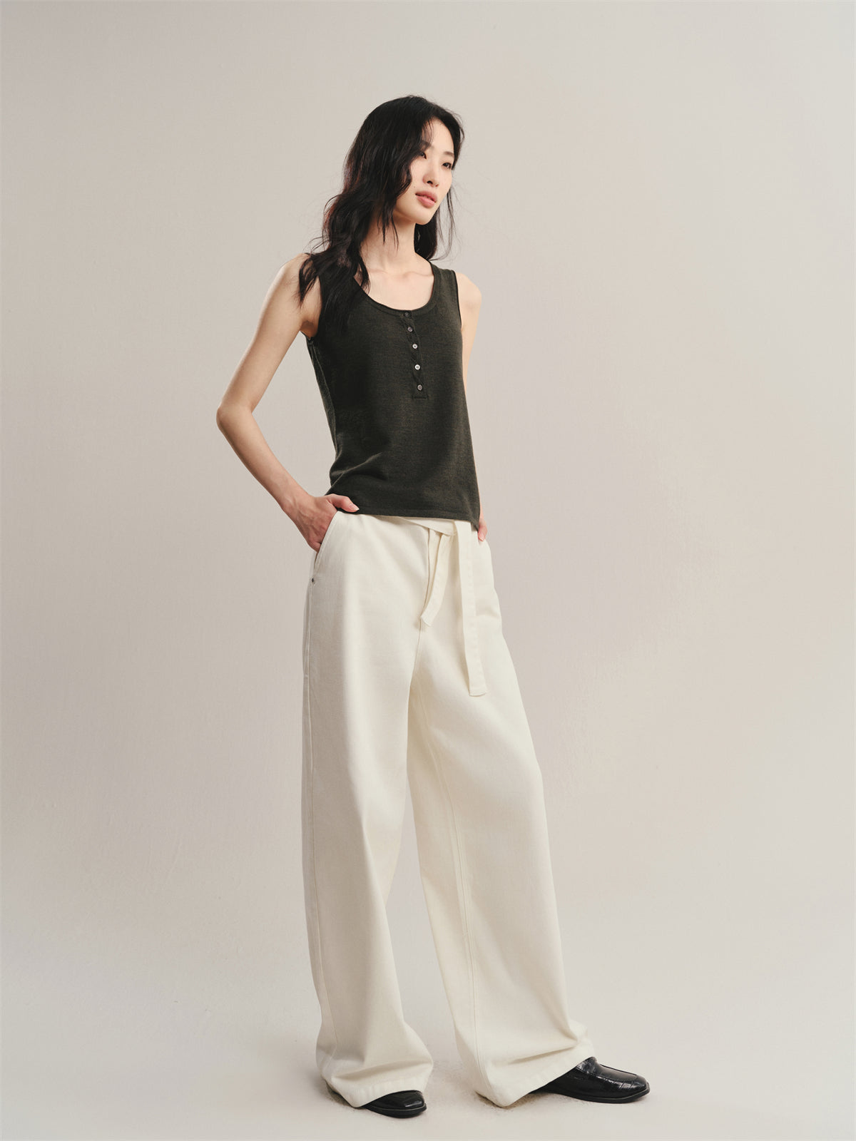 Women's Wool U-Neck Knit Vest in Yangtze Yarn