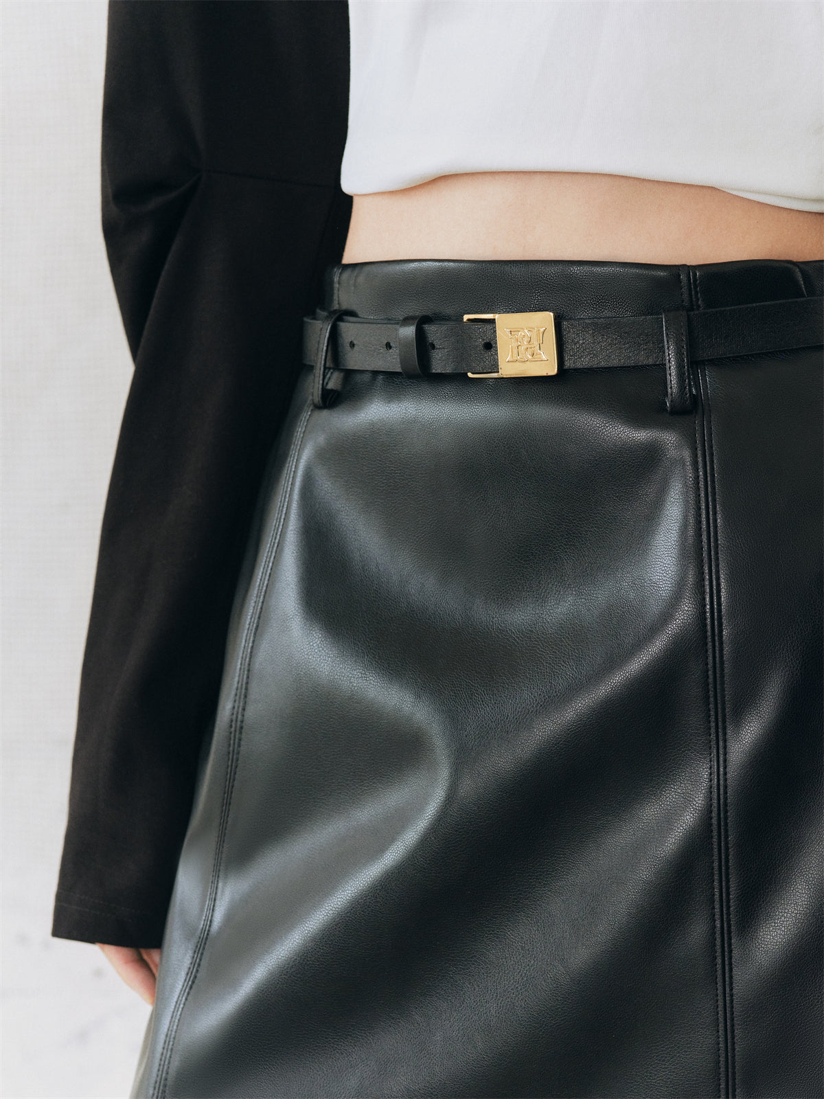 Women's Textured PU Belted Mini Skirt