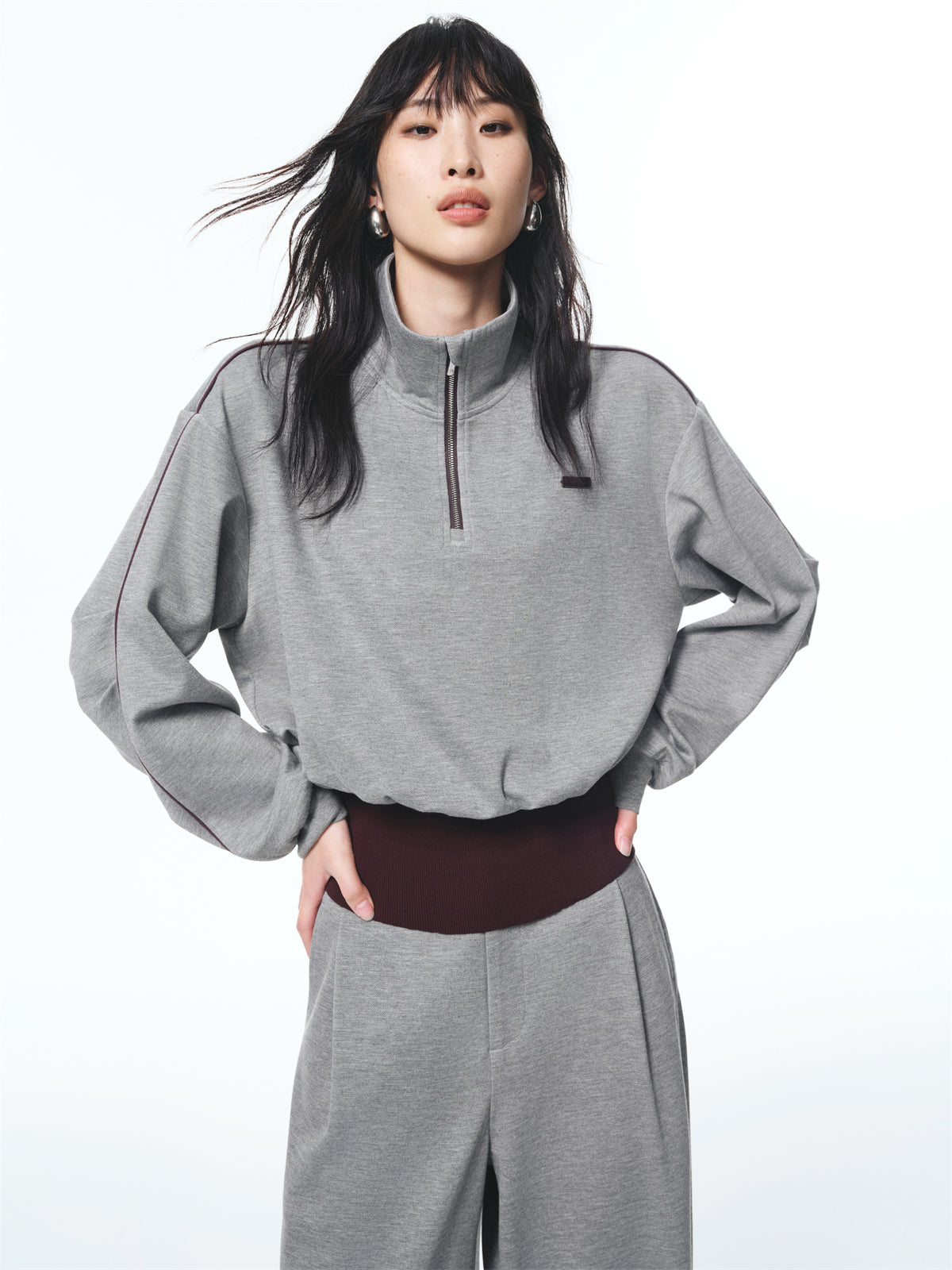 Women's Fitted Waist Sweatshirt and Sweatpants Set