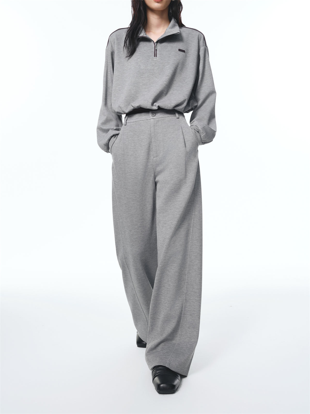Women's Fitted Waist Sweatshirt and Sweatpants Set