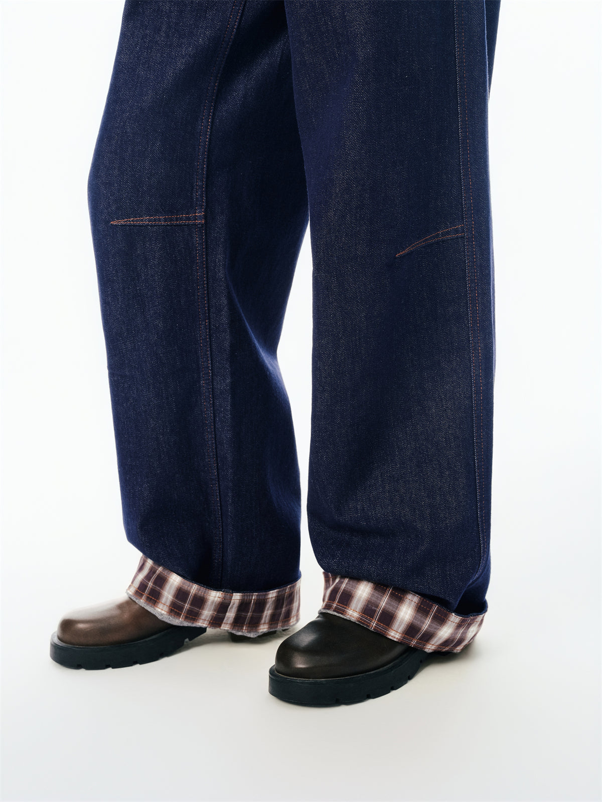 Women's Straight-Leg Jeans with Hem Panel