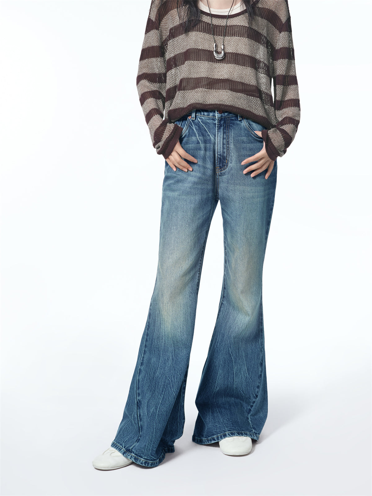 Women's Vintage High-Waisted Flared Jeans