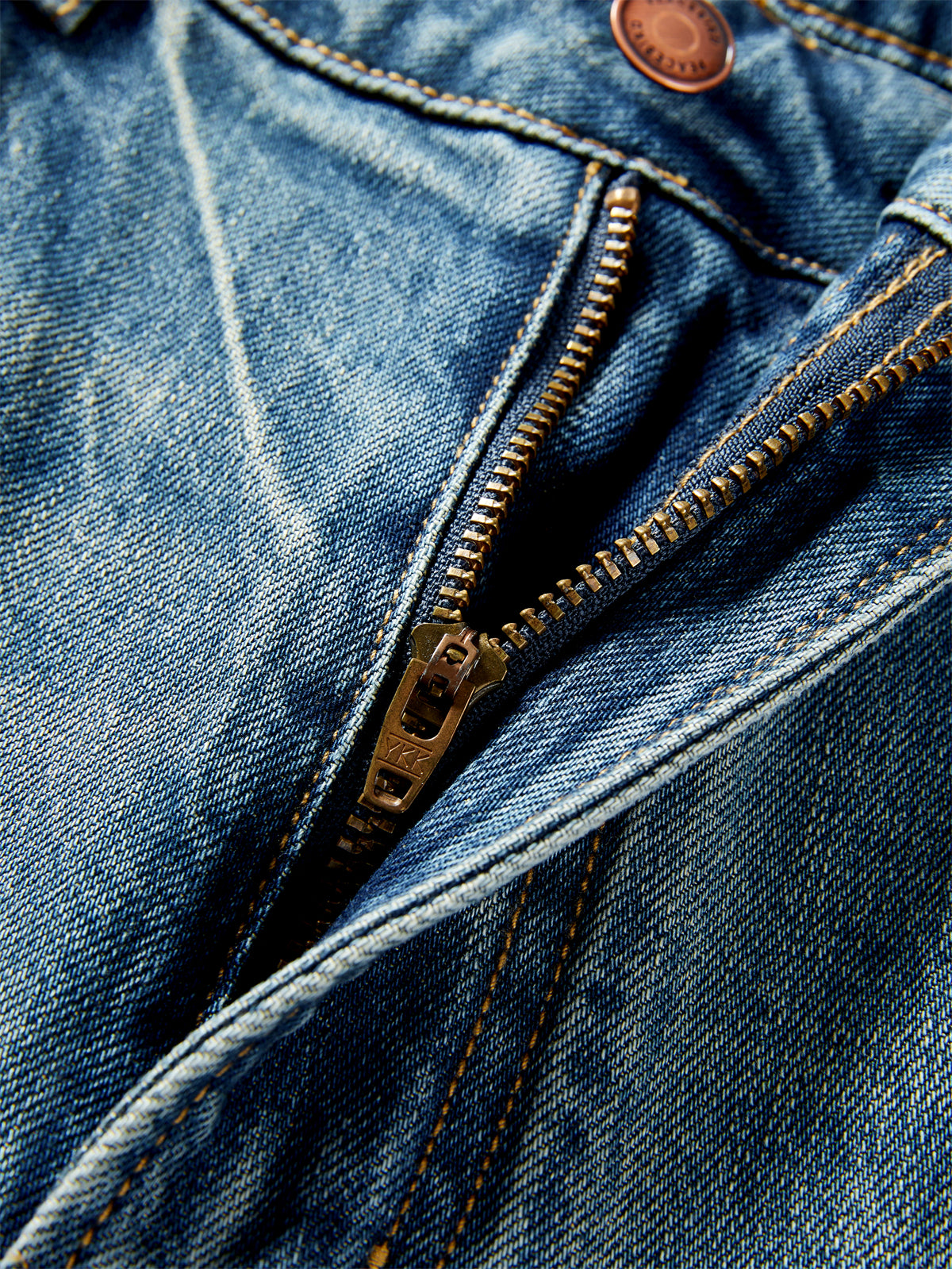 Women's Vintage High-Waisted Flared Jeans