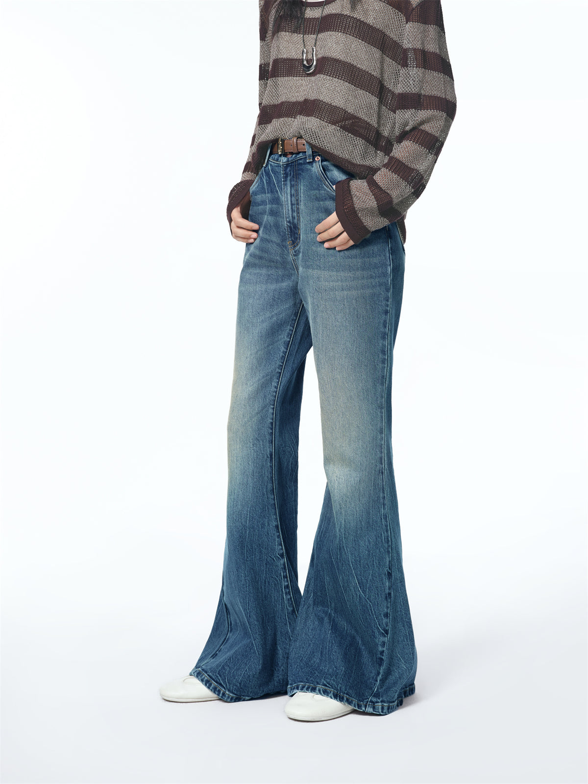 Women's Vintage High-Waisted Flared Jeans
