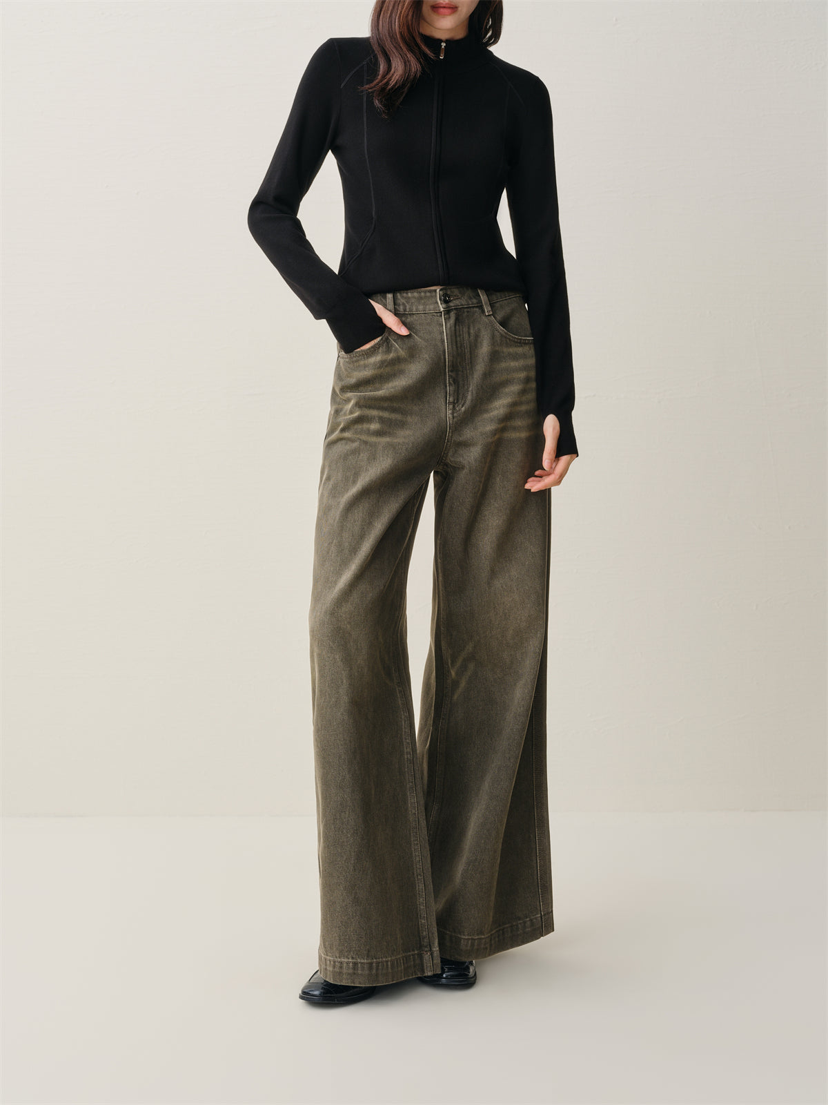 Women's Distressed Wide-Leg Jeans with Whiskering