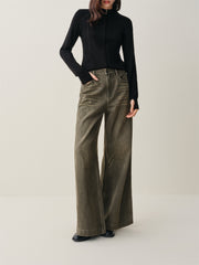 Women's Distressed Wide-Leg Jeans with Whiskering