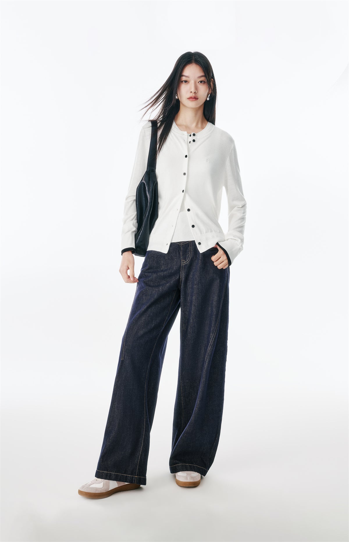 Women's Wool-Blend Knit Cardigan with Contrast Accents