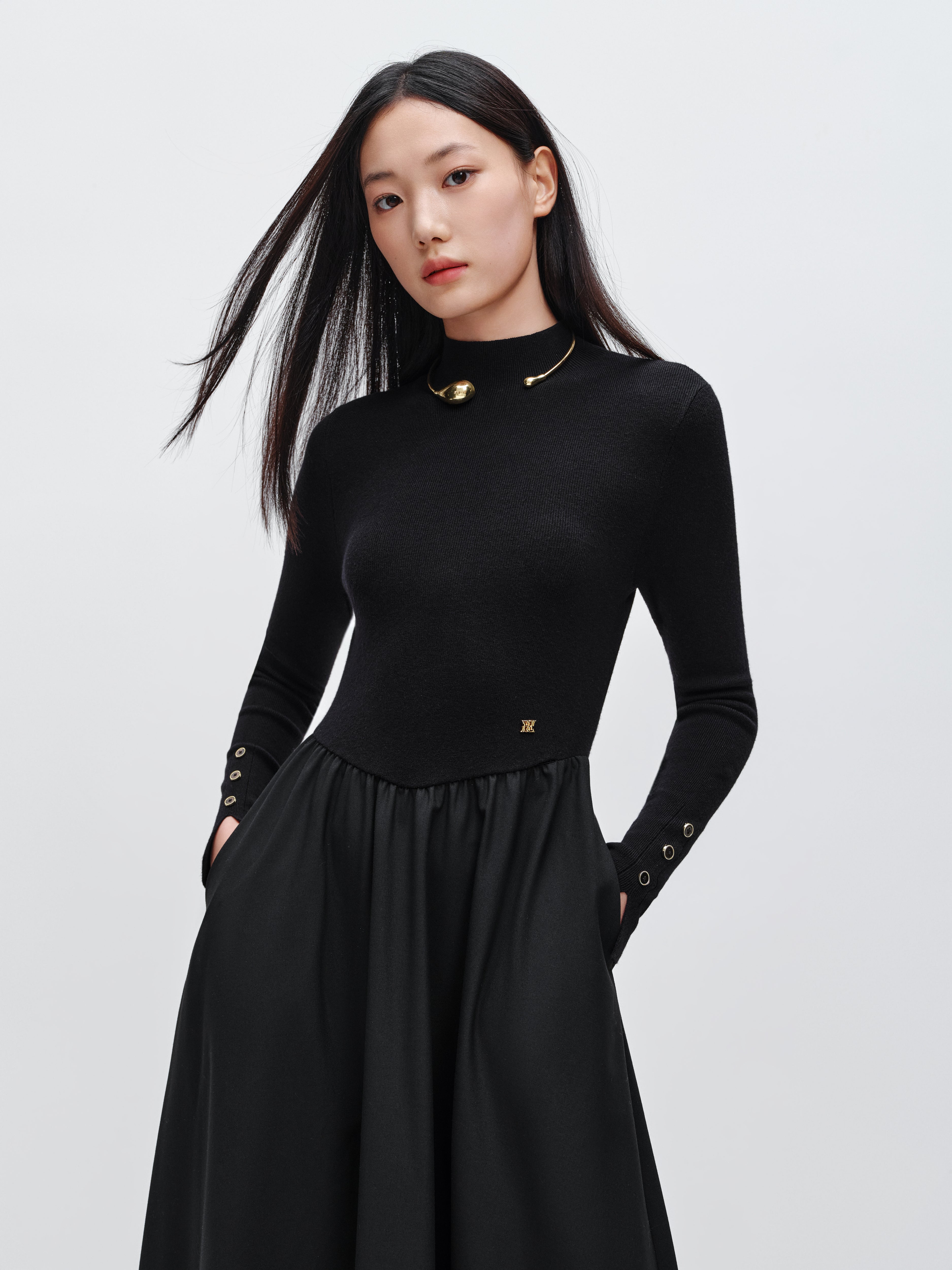 Women's Solid Turtleneck Midi Dress