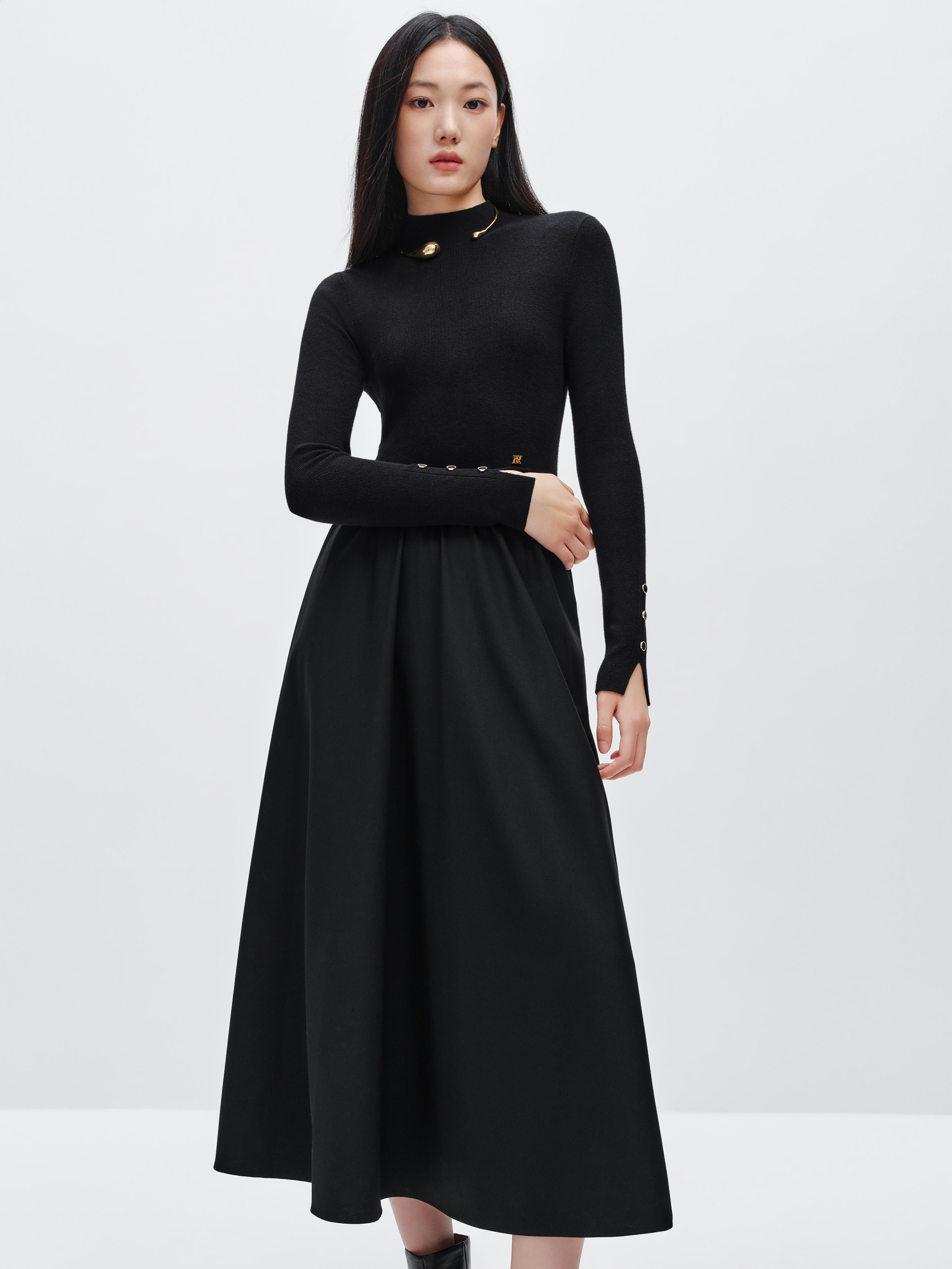 Women's Solid Turtleneck Midi Dress