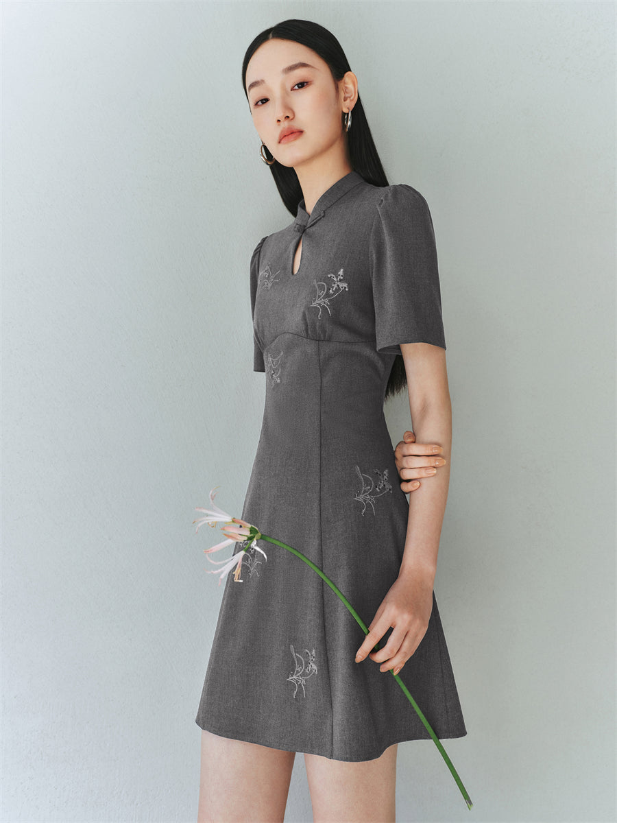 Women's New Chinese-Style Embroidered Dress with Frog Buttons