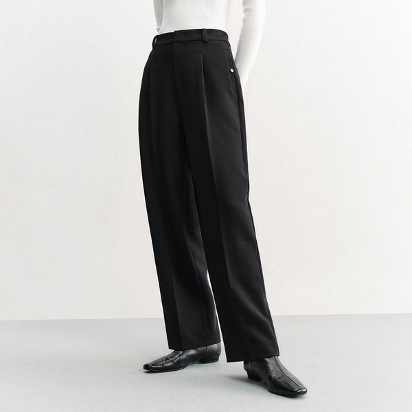 Peacebird Women Women's Pleated Tapered Pants