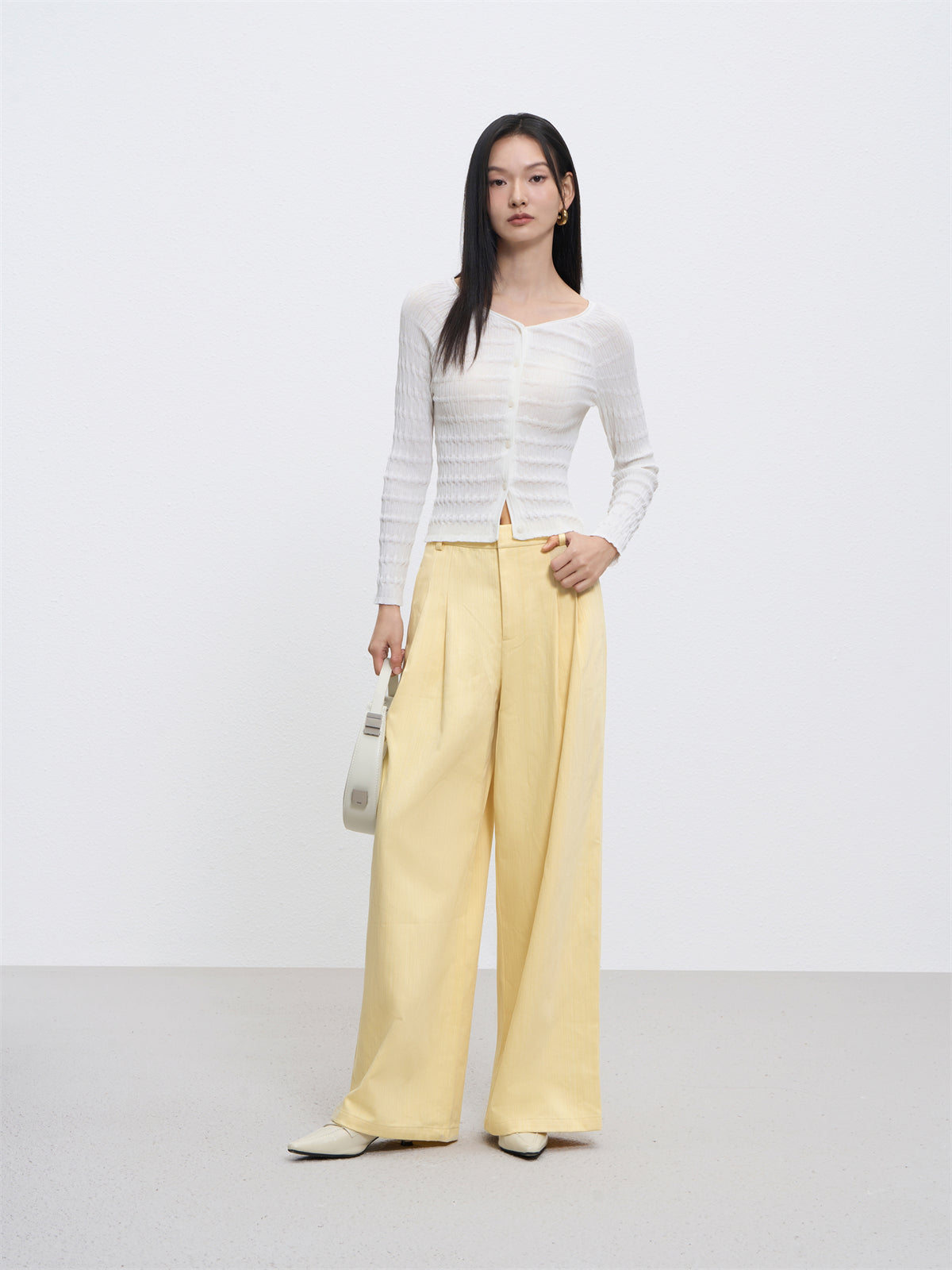 Women's Wide Leg Pleated Trousers