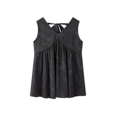 Women's V-Neck Tonal Jacquard Top