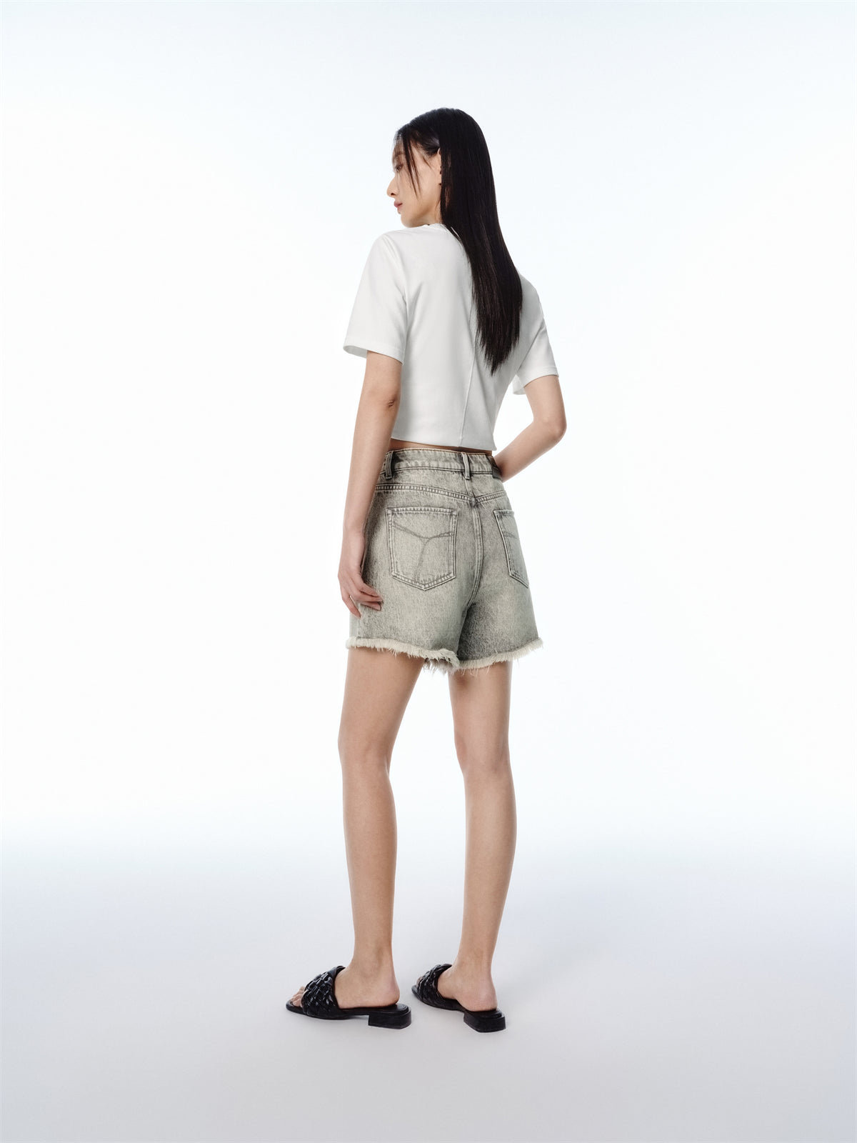 Women's Vintage-Washed Frayed Denim Shorts