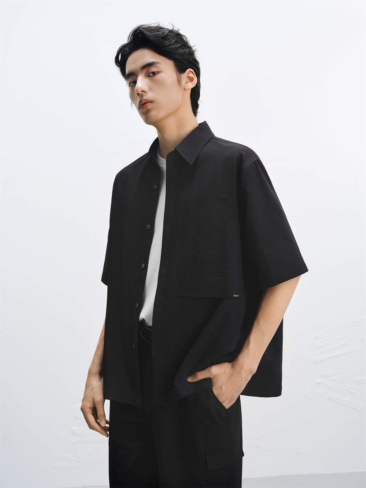 Men's Solid Jacquard Textured Shirt