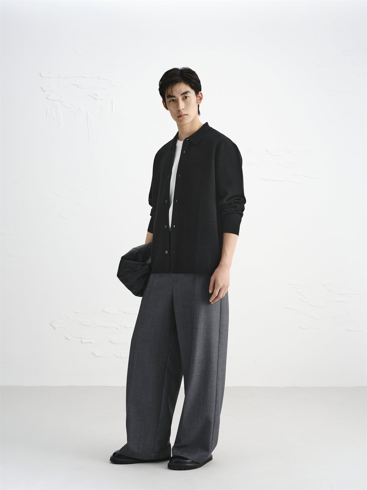 Men's Embroidered Collar Knit Cardigan