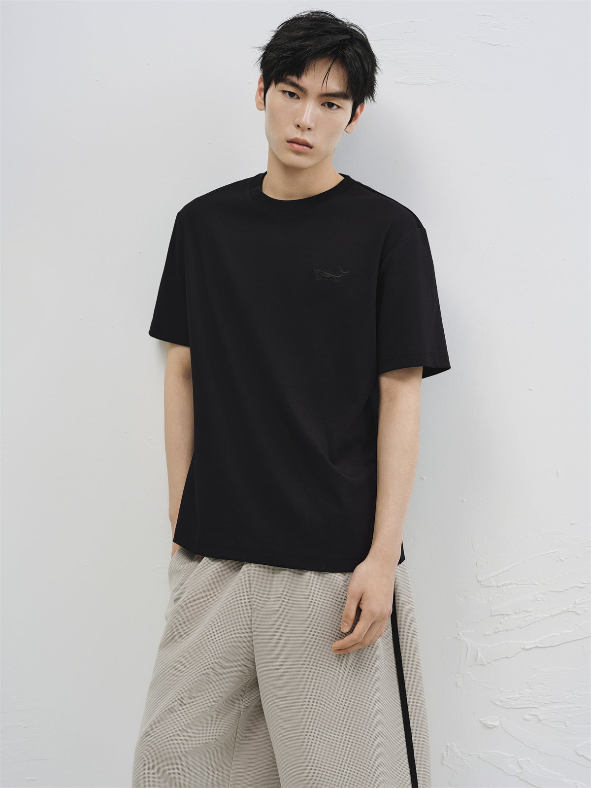 Men's Black Heavyweight T-Shirt with Embroidery