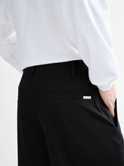 Men's Solid Slight Stretch Tapered Trousers