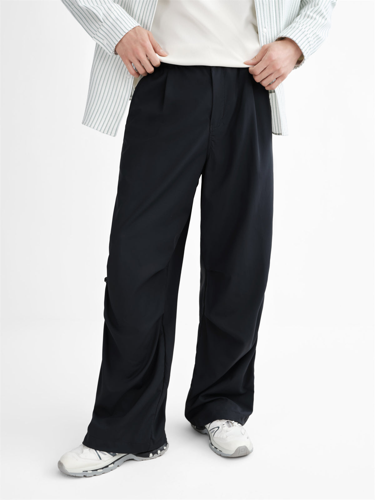 Men's Black Outdoor Pleated Straight Pants