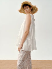 Women's Sleeveless V-Neck Lace Embroidered Top