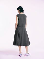 Women's Commute-Style Vest and Pleated Skirt Set