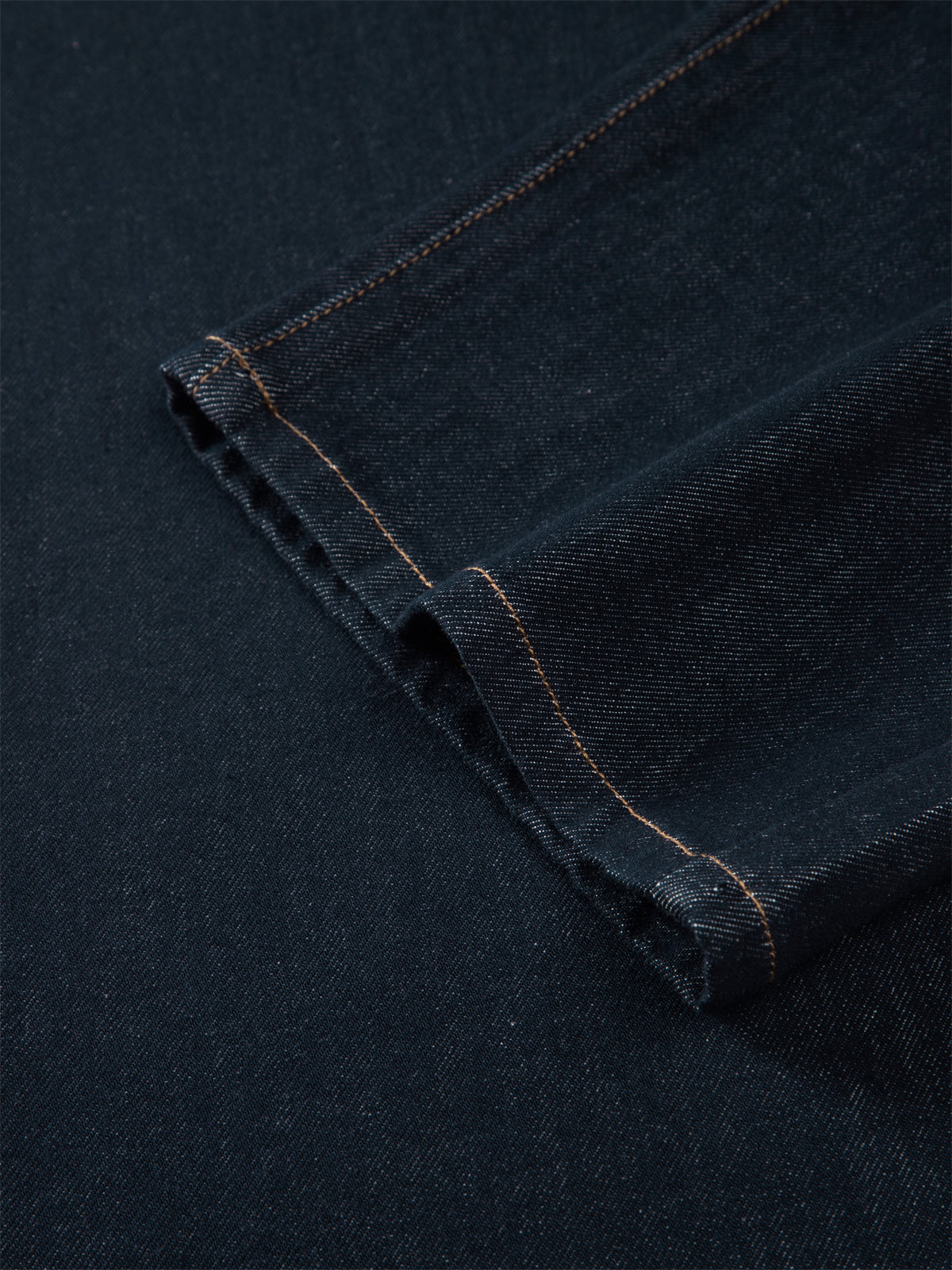 Men's Topstitched Washed Straight-Leg Jeans