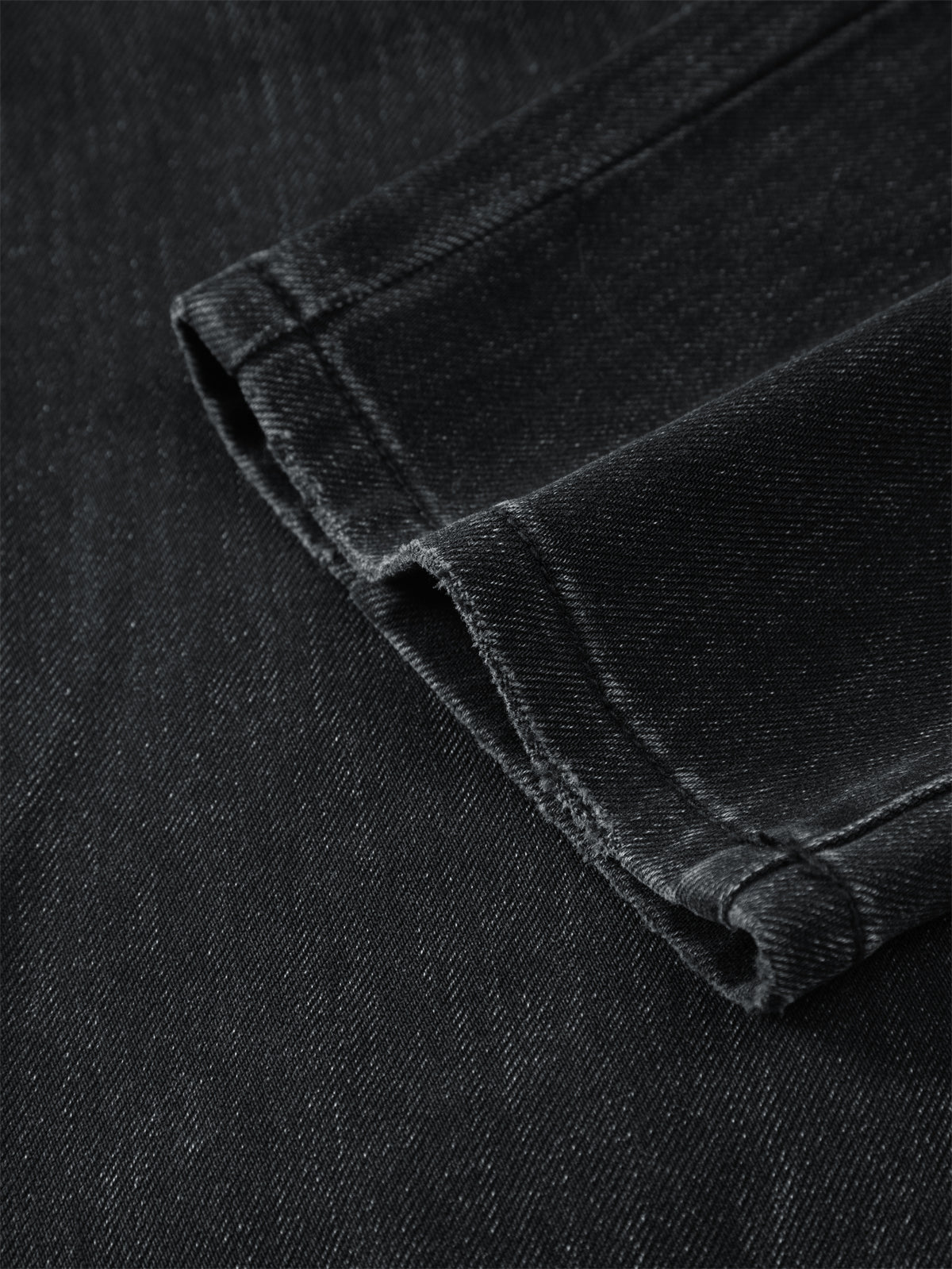 Men's Washed Slim-Fit Jeans